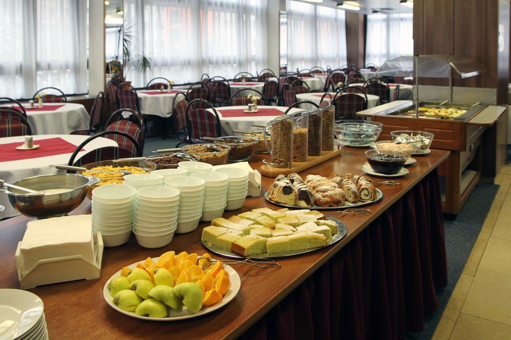 Hotel Krystal Praga